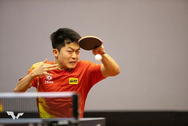 级碗中场秀 级碗中场秀