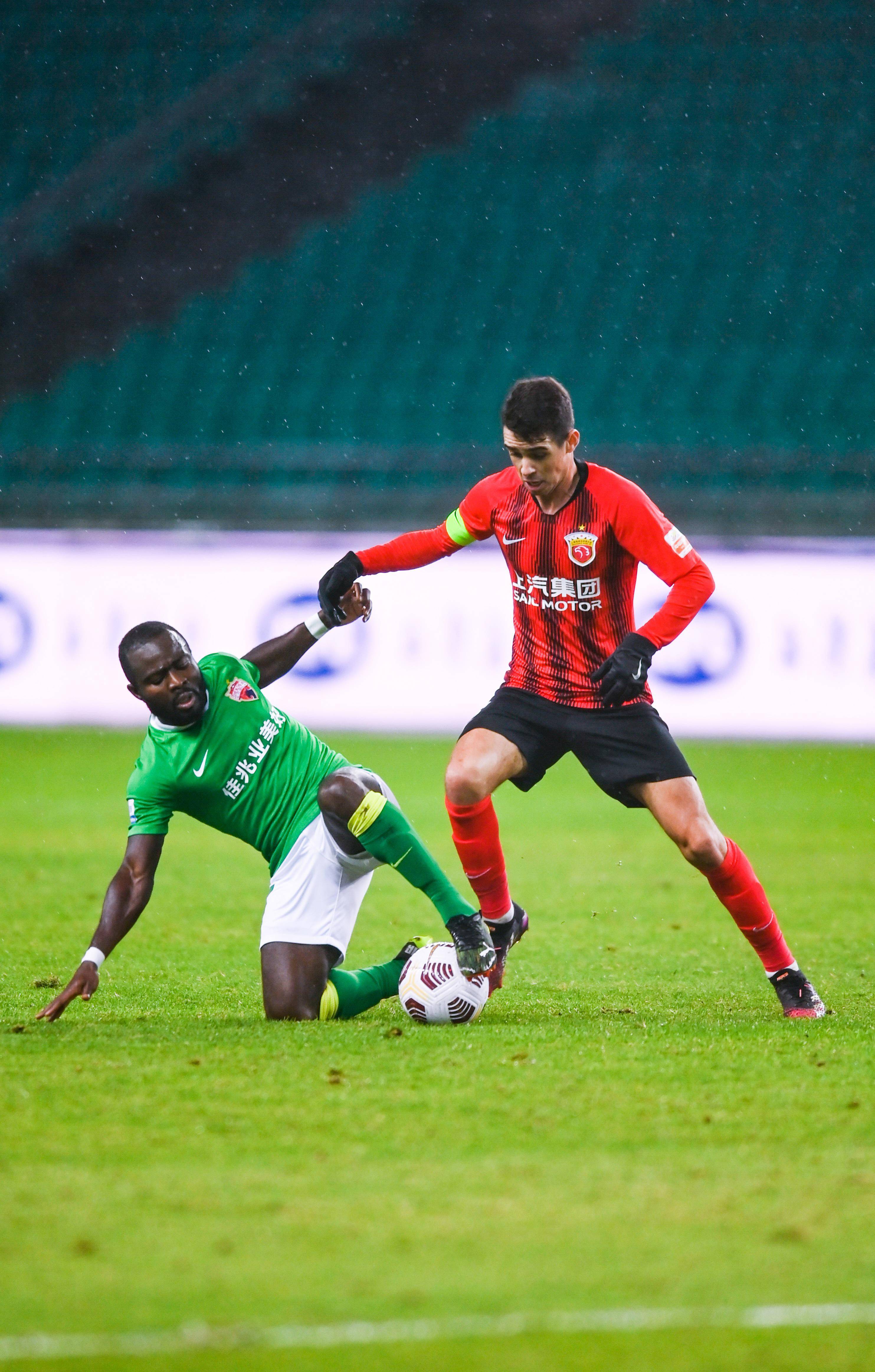 路上胶着 路上胶着